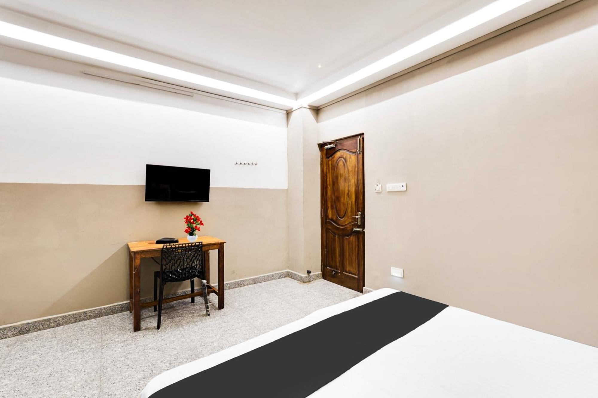 Super Hotel O White Town Formerly Seascape Residency Pondicherry Exterior photo